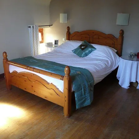 Hotel Chateau De Lacomte