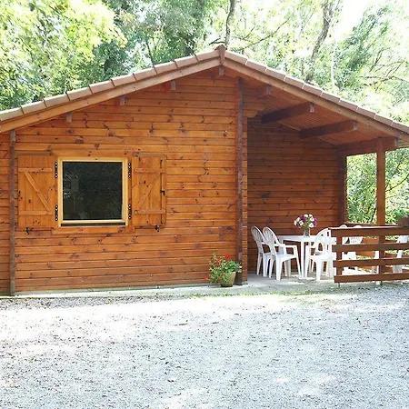 Chateau De Lacomte 4*